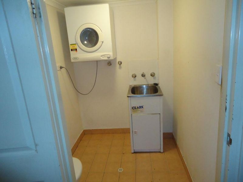 1/146 Station Street, Wentworthville NSW 2145