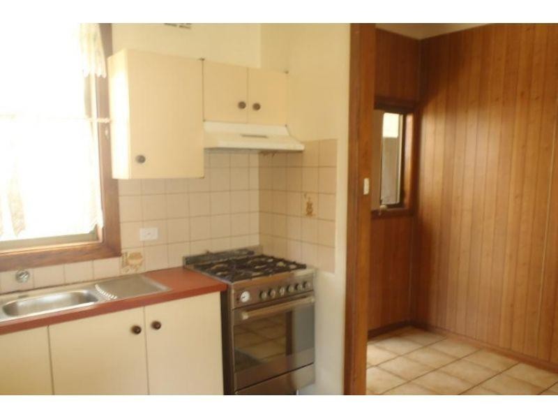 17 Peachtree Avenue, Constitution Hill NSW 2145