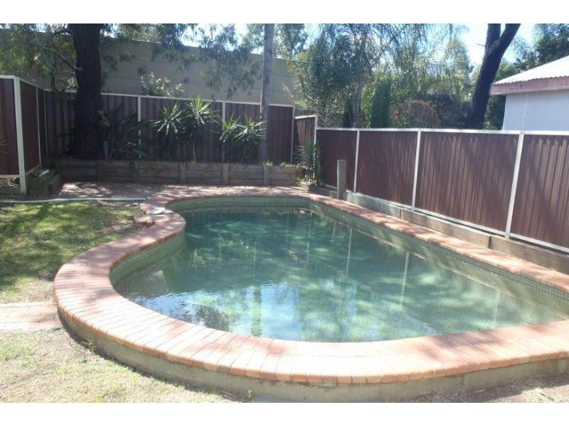 17 Peachtree Avenue, Constitution Hill NSW 2145