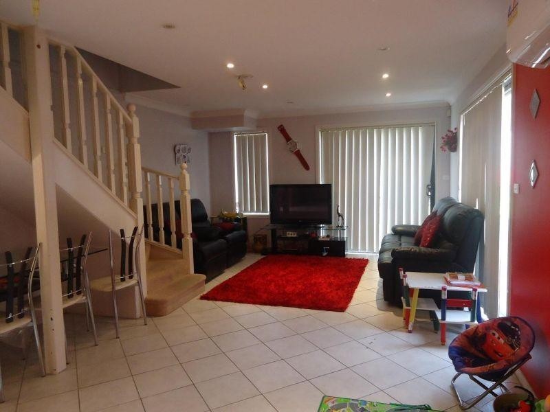 16/28 Carinya Street, Blacktown NSW 2148