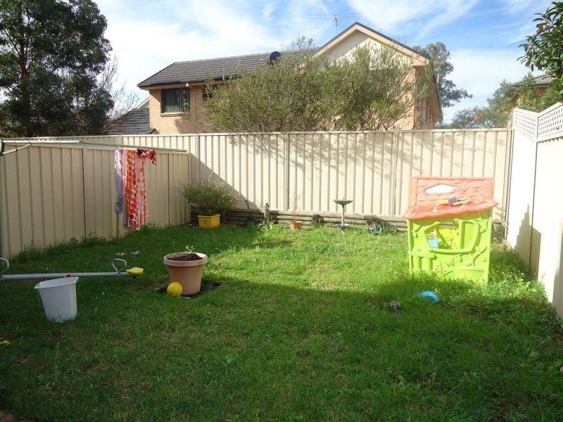 16/28 Carinya Street, Blacktown NSW 2148