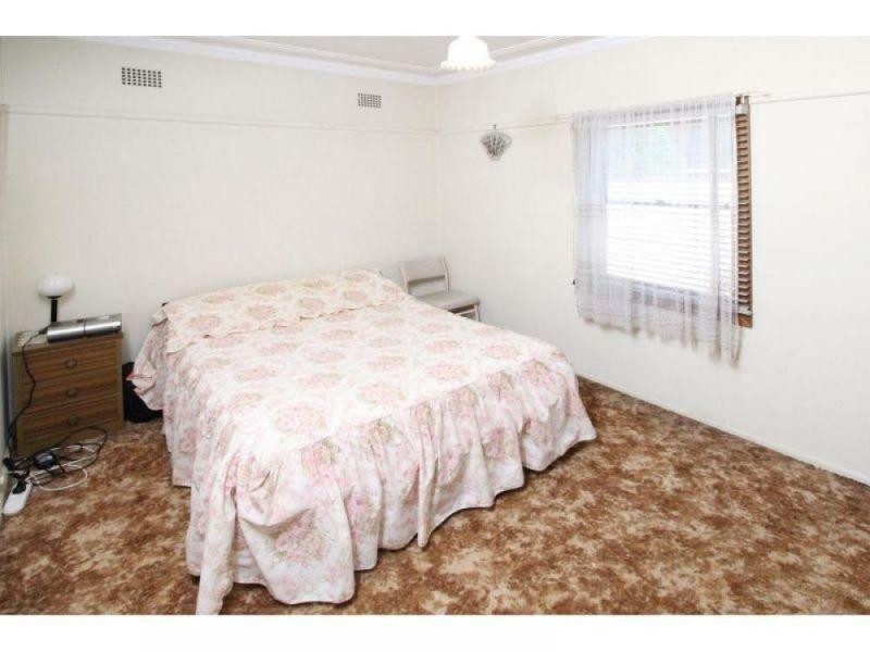 7 Daley Street, Pendle Hill NSW 2145