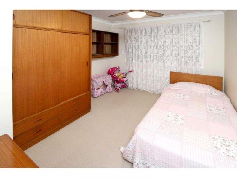 10 Crosby Street, Greystanes NSW 2145