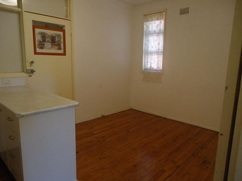 13 Chetwyn Place, Wentworthville NSW 2145