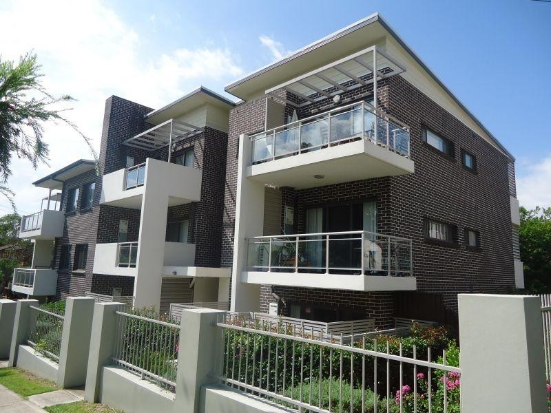 10/55-77 Hassall Street, Westmead NSW 2145