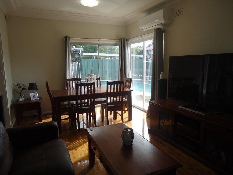 1a Oval Street, Old Toongabbie NSW 2146