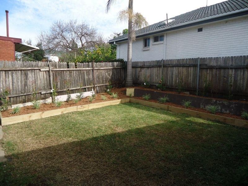 1a Oval Street, Old Toongabbie NSW 2146