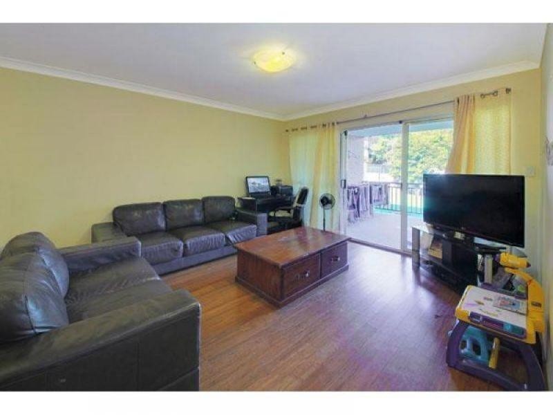 2/108 Stapleton Street, Pendle Hill NSW 2145