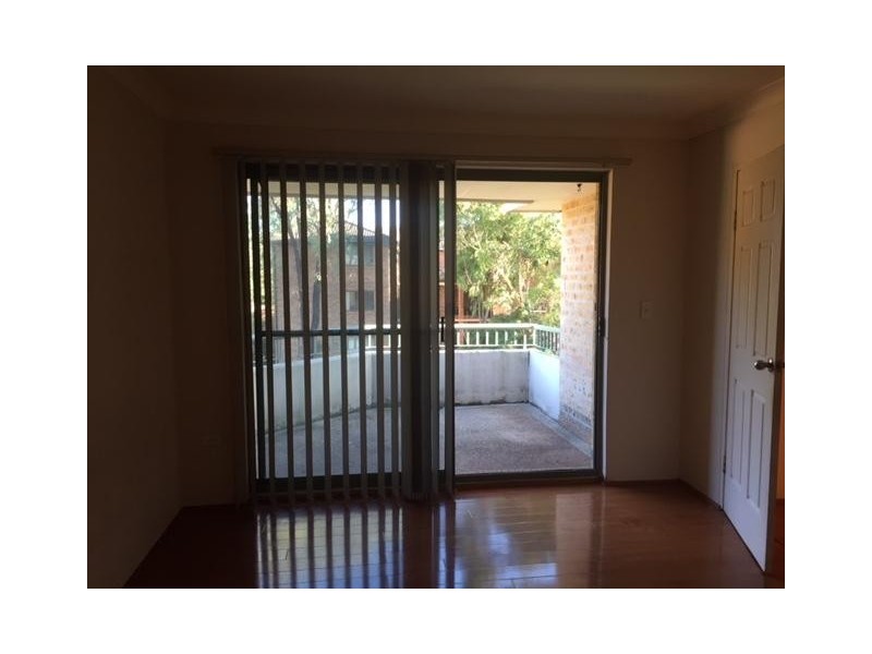 10/235 Targo Road, Toongabbie NSW 2146