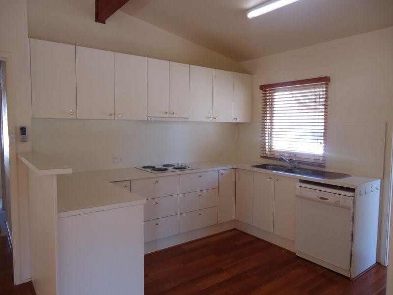 15 Tudor Ave, Blacktown NSW 2148