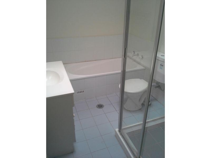 12/15-17 Hart Drive, Wentworthville NSW 2145