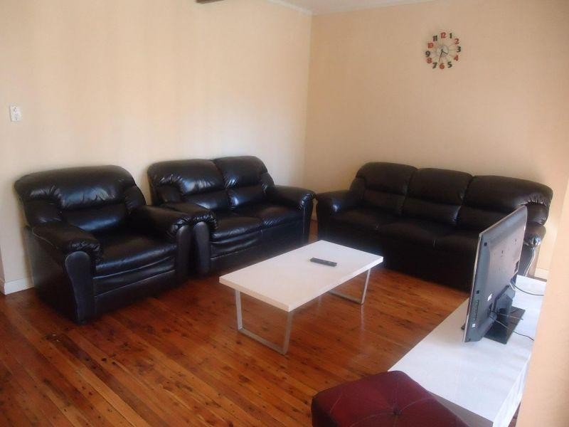 53 Portico Parade, Toongabbie NSW 2146