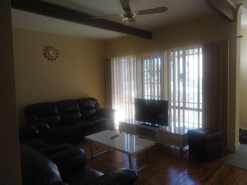 53 Portico Parade, Toongabbie NSW 2146