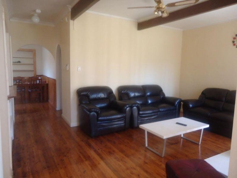 53 Portico Parade, Toongabbie NSW 2146