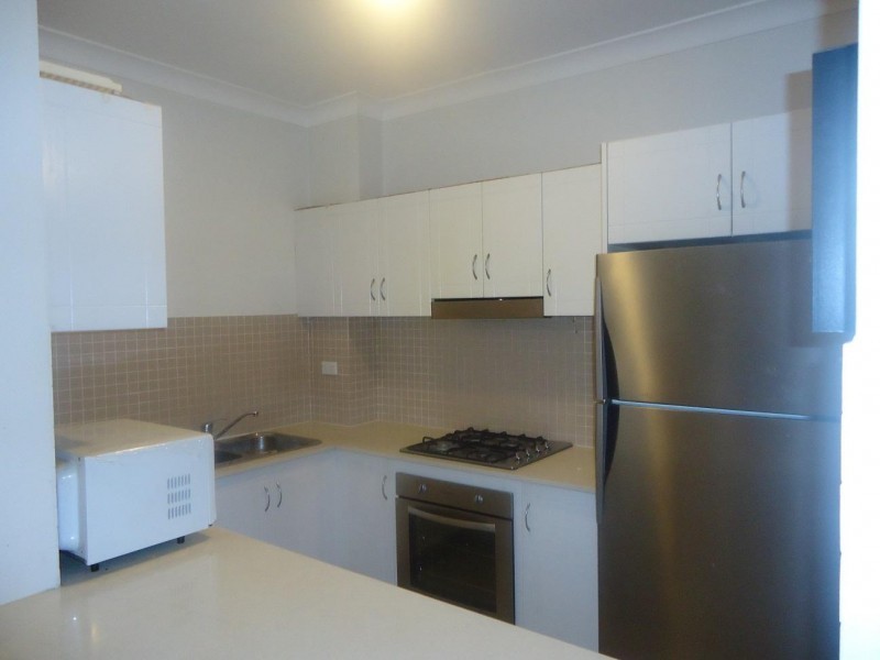 4/10-12 Reid Avenue, Westmead NSW 2145