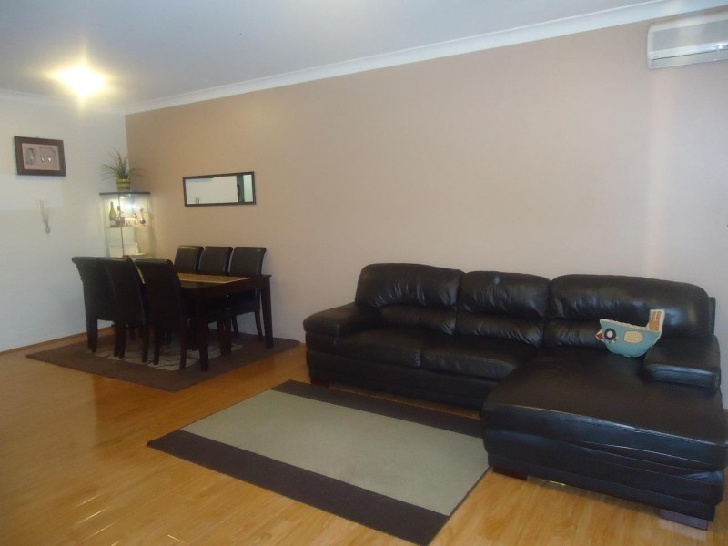 4/10-12 Reid Avenue, Westmead NSW 2145