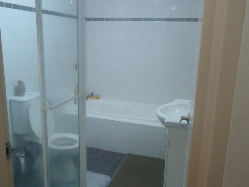 4/10-12 Reid Avenue, Westmead NSW 2145