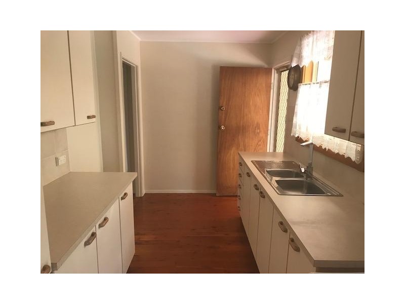 2 Potter Street, Old Toongabbie NSW 2146