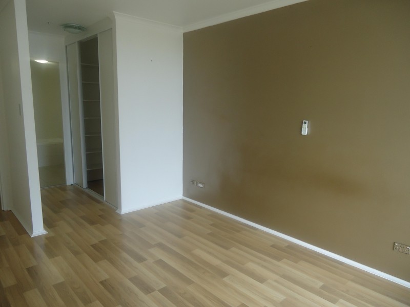 1055/26-30 Hassall Street, Parramatta NSW 2150