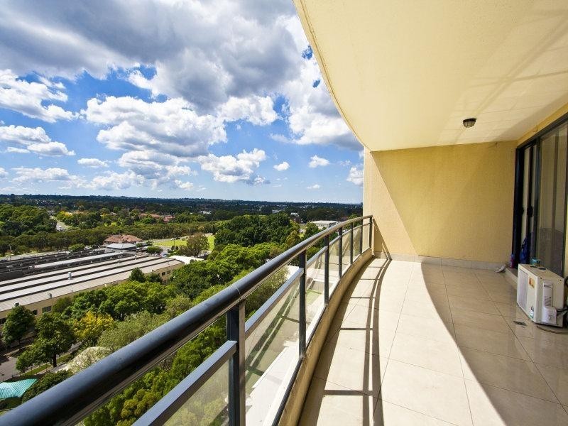 1055/26-30 Hassall Street, Parramatta NSW 2150