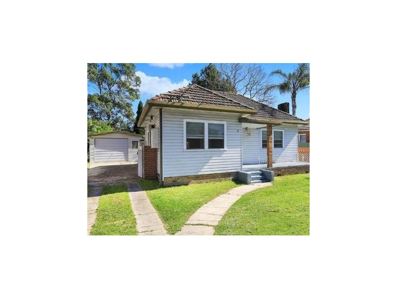 18 Wentworth Avenue, Toongabbie NSW 2146