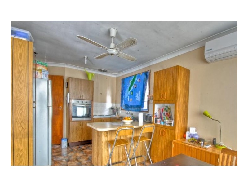 11 Saxon Place, Constitution Hill NSW 2145