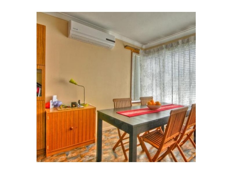 11 Saxon Place, Constitution Hill NSW 2145