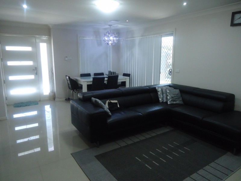 1/183 Targo Road, Girraween NSW 2145