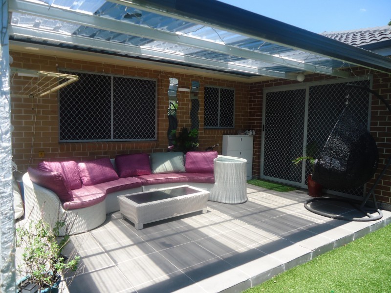 1/183 Targo Road, Girraween NSW 2145