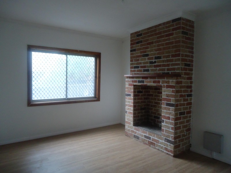 90 Ballandella Road, Toongabbie NSW 2146