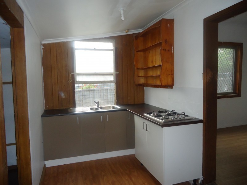 90 Ballandella Road, Toongabbie NSW 2146