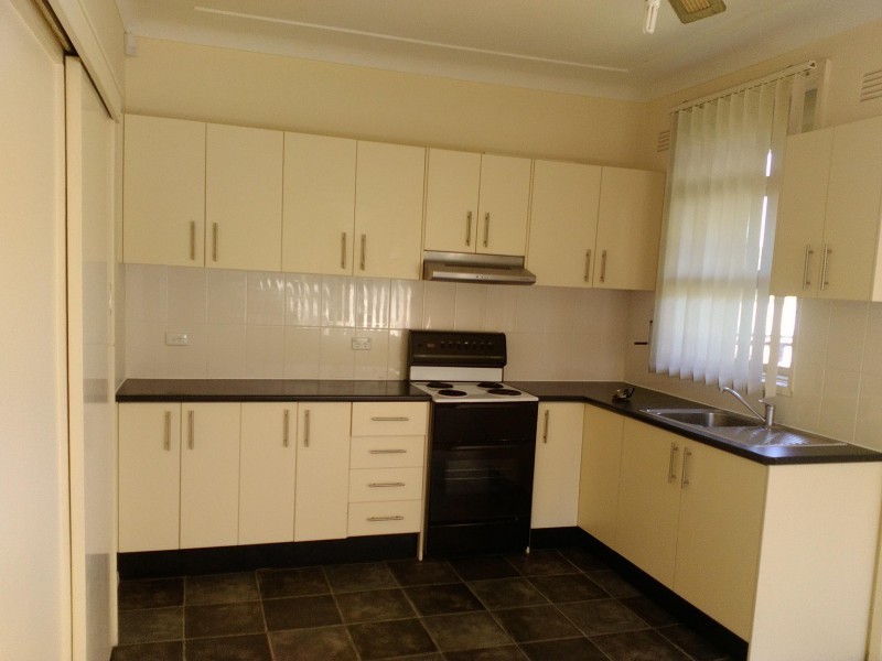 25 Harris Road, Constitution Hill NSW 2145