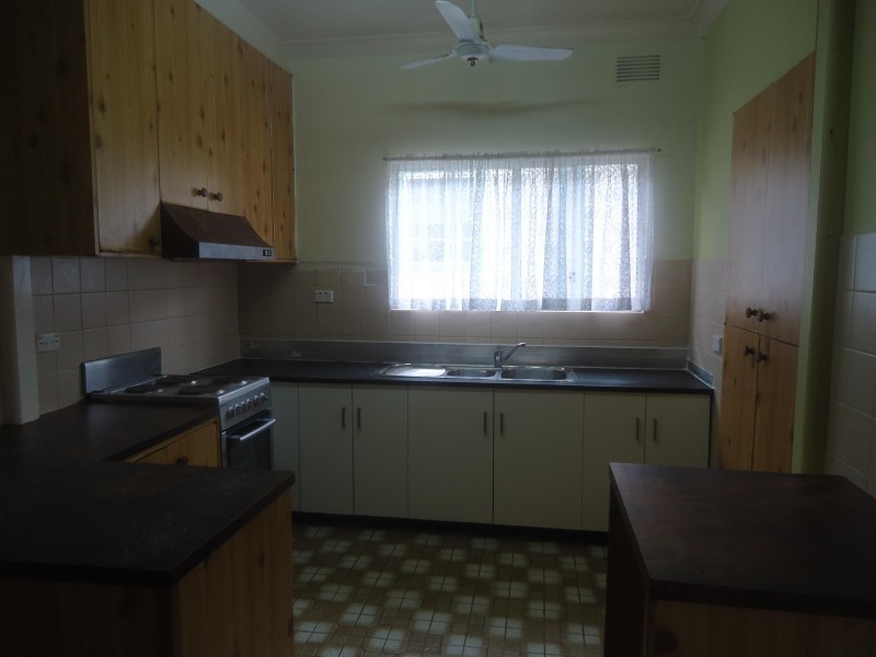 10 Rose Street, Pendle Hill NSW 2145