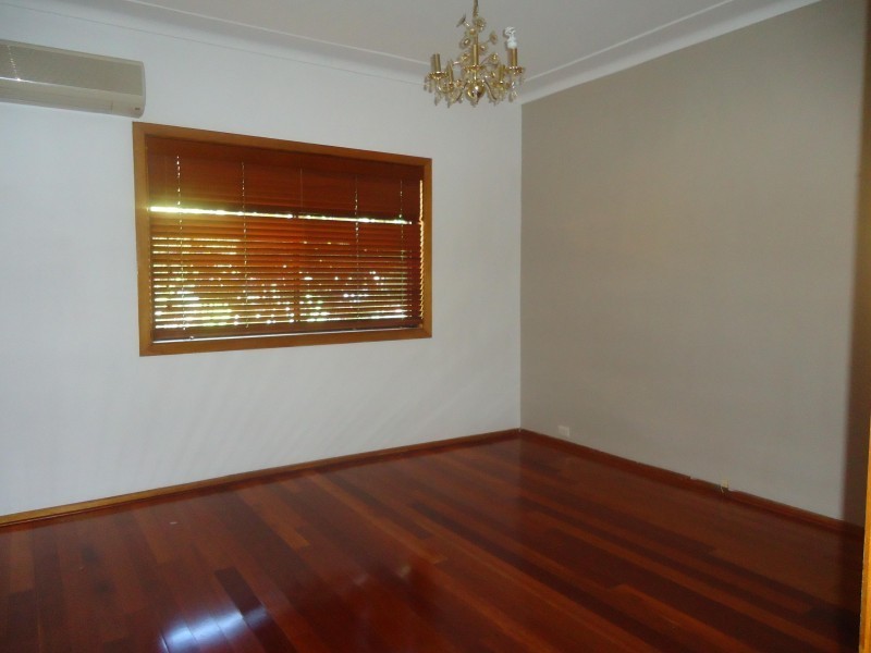 31 Magowar Road, Pendle Hill NSW 2145