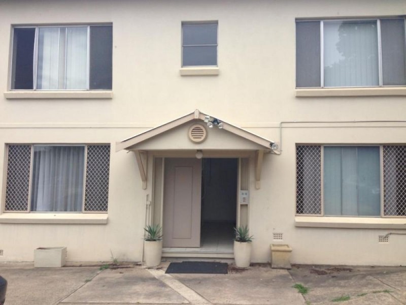 2/2 Stapleton Street, Wentworthville NSW 2145