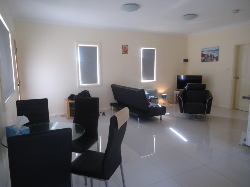 66a Bulli Road, Toongabbie NSW 2146