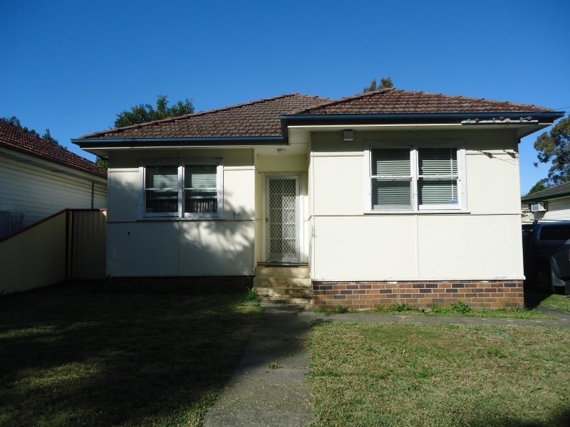 24 Junia Avenue,, Toongabbie NSW 2146