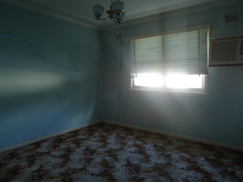 24 Junia Avenue,, Toongabbie NSW 2146