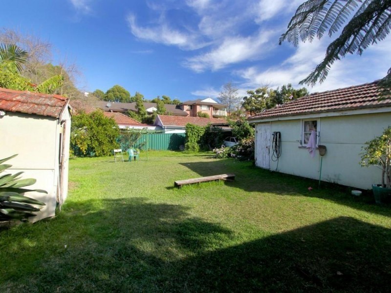 4 Dunmore Street, Wentworthville NSW 2145