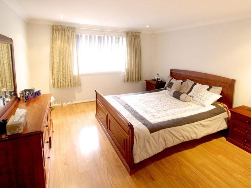 8/2-4 Lower Mount, Wentworthville NSW 2145