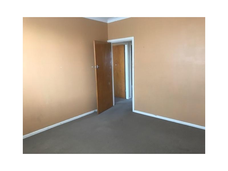 10 Greenslopes Street, South Wentworthville NSW 2145