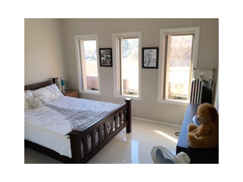 3/28 Carinya Road, Girraween NSW 2145