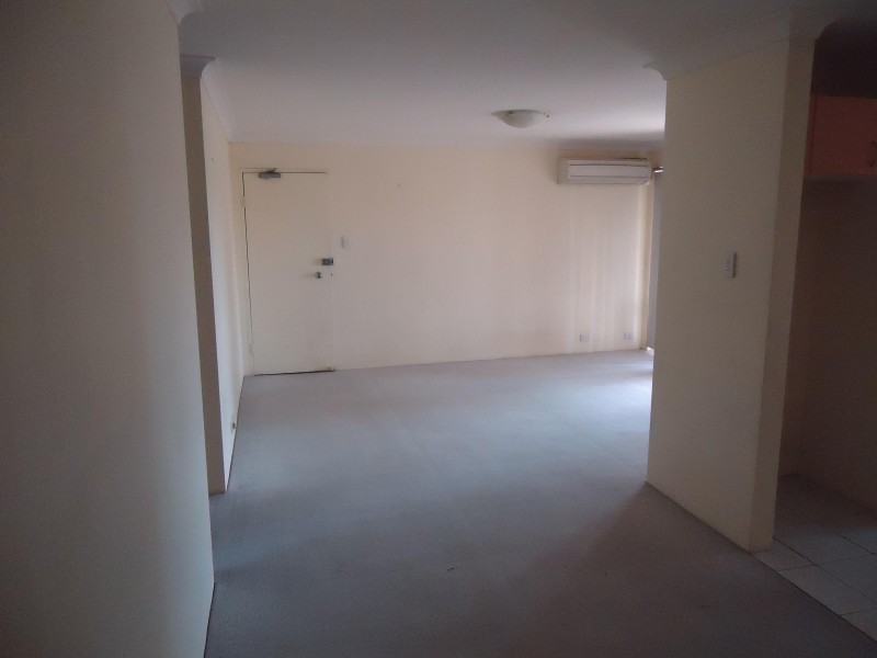 8/108-112 Stapleton Street, Pendle Hill NSW 2145