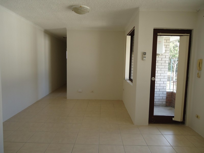 34/22-24 Remembrance Avenue, Warwick Farm NSW 2170