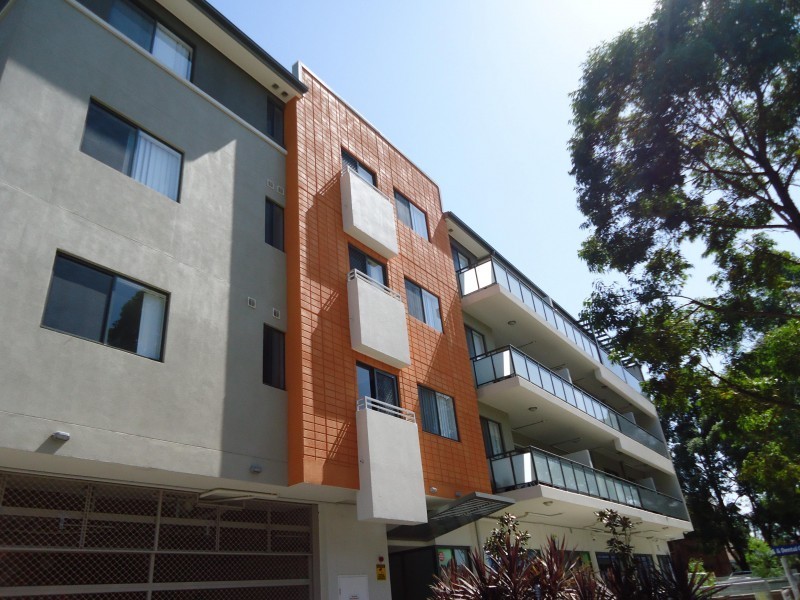8/15-17 Lane Street, Wentworthville NSW 2145