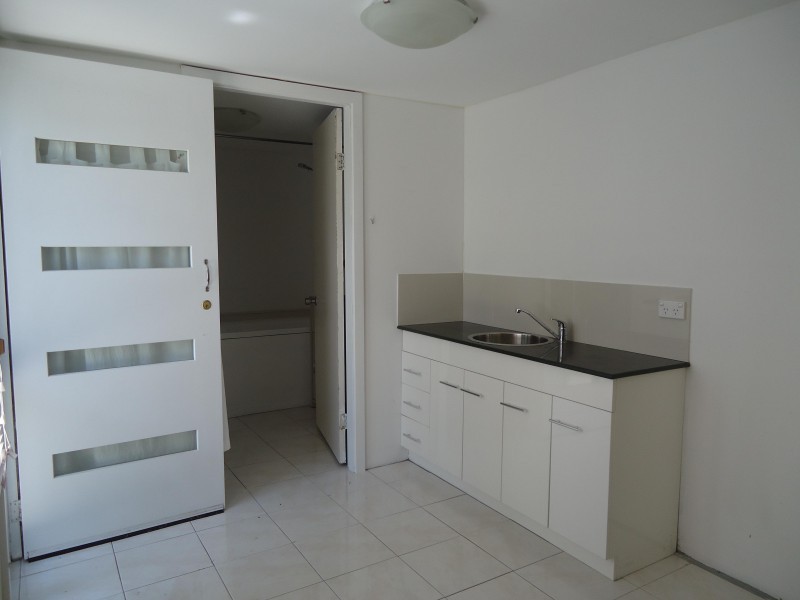 14 Arnott Road, Marayong NSW 2148