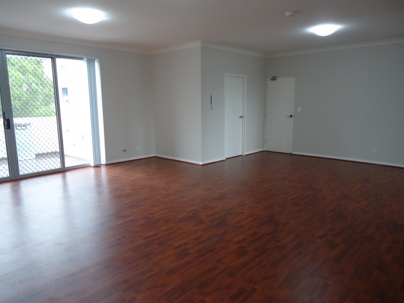 7/4-6 Junia Avenue, Toongabbie NSW 2146