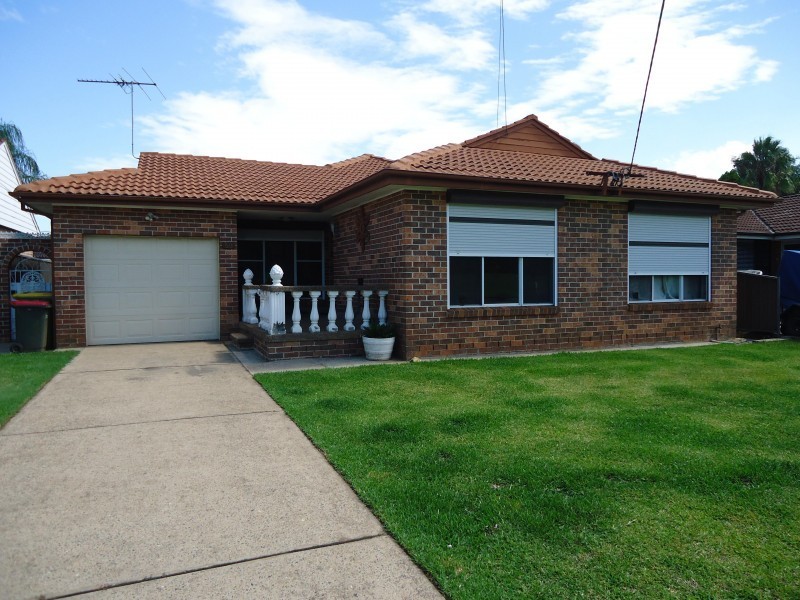 59 Chanel Street, Toongabbie NSW 2146