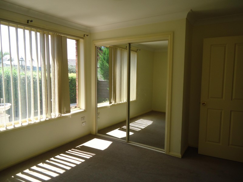 1 Barfil Crescent, South Wentworthville NSW 2145