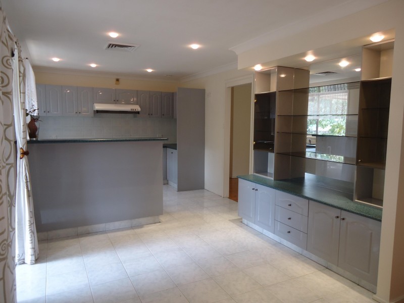 19 Lyle Street, Girraween NSW 2145